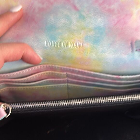 Pastel Tie-Dye Clutch with Chain - Picture 5 of 9